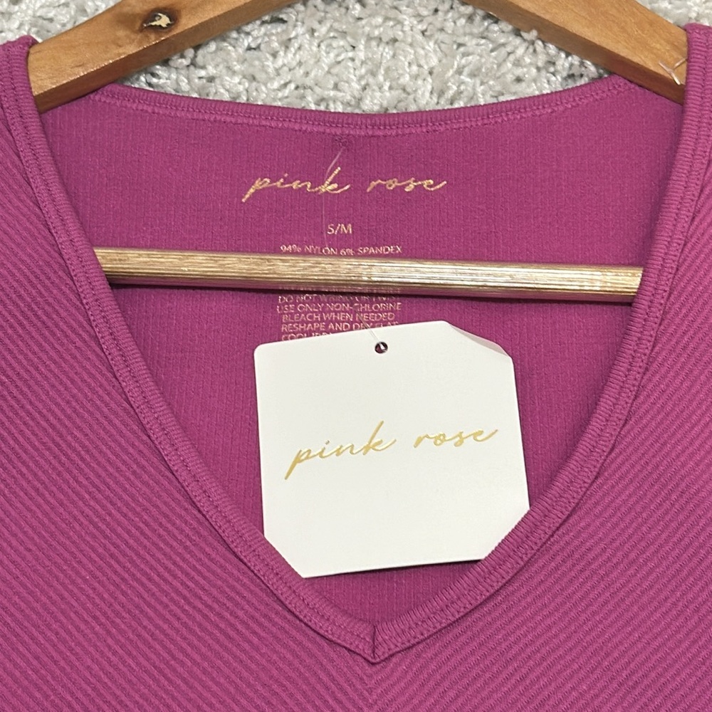 PINK ROSE Ribbed V Neck Jammin Razz Tank Top. - Picture 6 of 7
